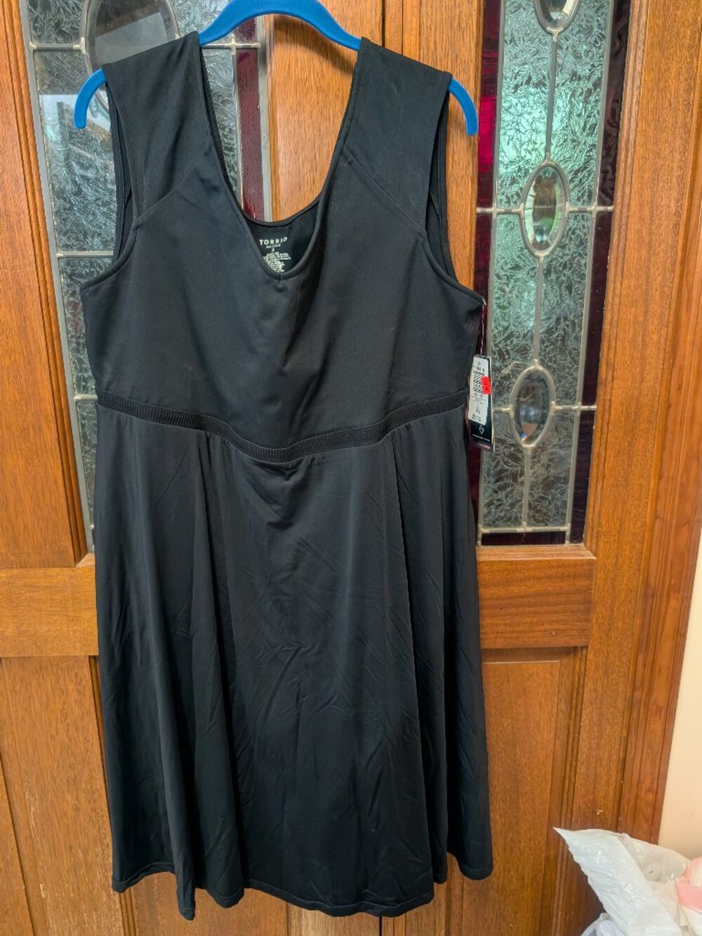 Womens athletic V-neck dress, size 18-20